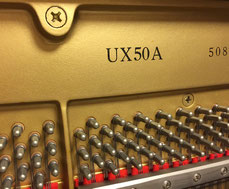 ヤマハピアノUX50Aの写真。希少なハイグレードピアノです