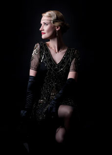 Akt Bodoir Fotografie Makeup Haare, Visagistin, Kosmetikerin, Makeup Artistin, Stylistin zum Fotoshooting