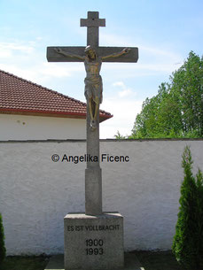 Friedhofskreuz  © Mag. Angelika Ficenc