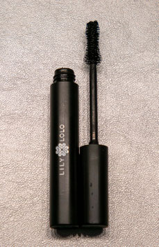 Lily Lolo Big Lash Natural Mascara mit sanduhrförmiger Bürste