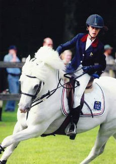 Dexter & Alice Chambeau rapportent une médaille d'argent à la France en 2002, lors du Championnat d'Europe à Lanaken