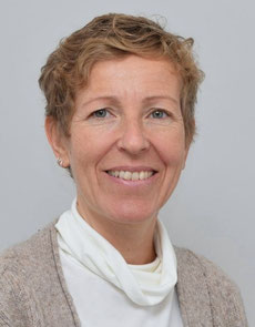 Portrait, Dr. Christine Harnik