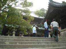 　　　　　　　間もなく御本宮