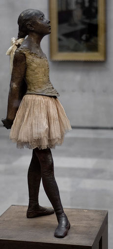 Degas la petite Danseuse 14 ans sculpture