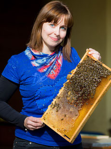 DI Dr. Elisabeth Thurner – Obfrau des Landesverbandes für Bienenzucht in Kärnten, Foto: Weichselbraun