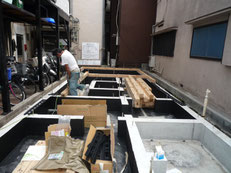 台東区 木造3階建て耐火建築物 土台引き画像2