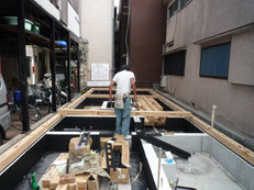 台東区 木造3階建て耐火建築物 土台引き画像4