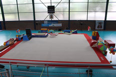salle prête pour les festivités 