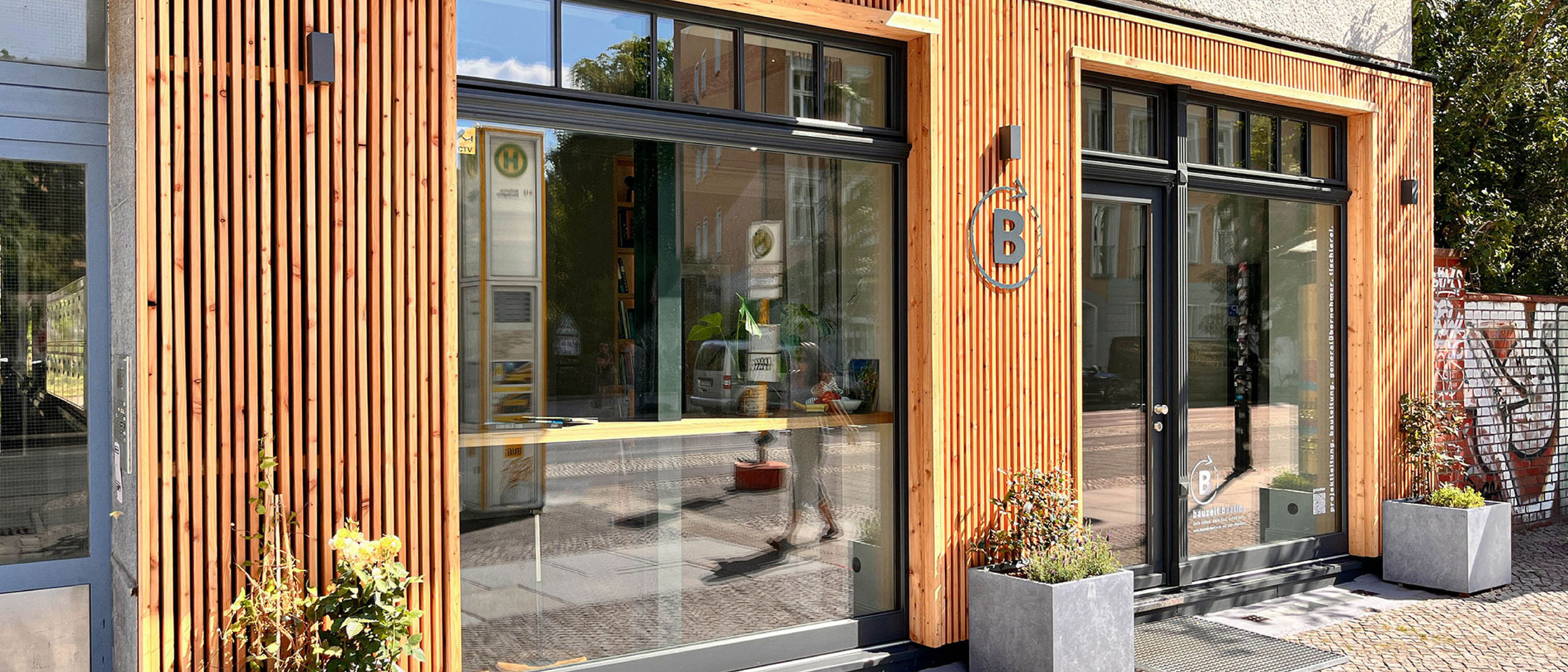 Projektleitung, Bauleitung, Tischlerei, Projekt- & Bauleitung, Wohnungssanierung, Dachgeschossausbau, Wohnungsumbau, Renovierung, renovierungsbedürftig, bauzeit berlin, Dachumbau, Dachausbau, Renovierungsstau