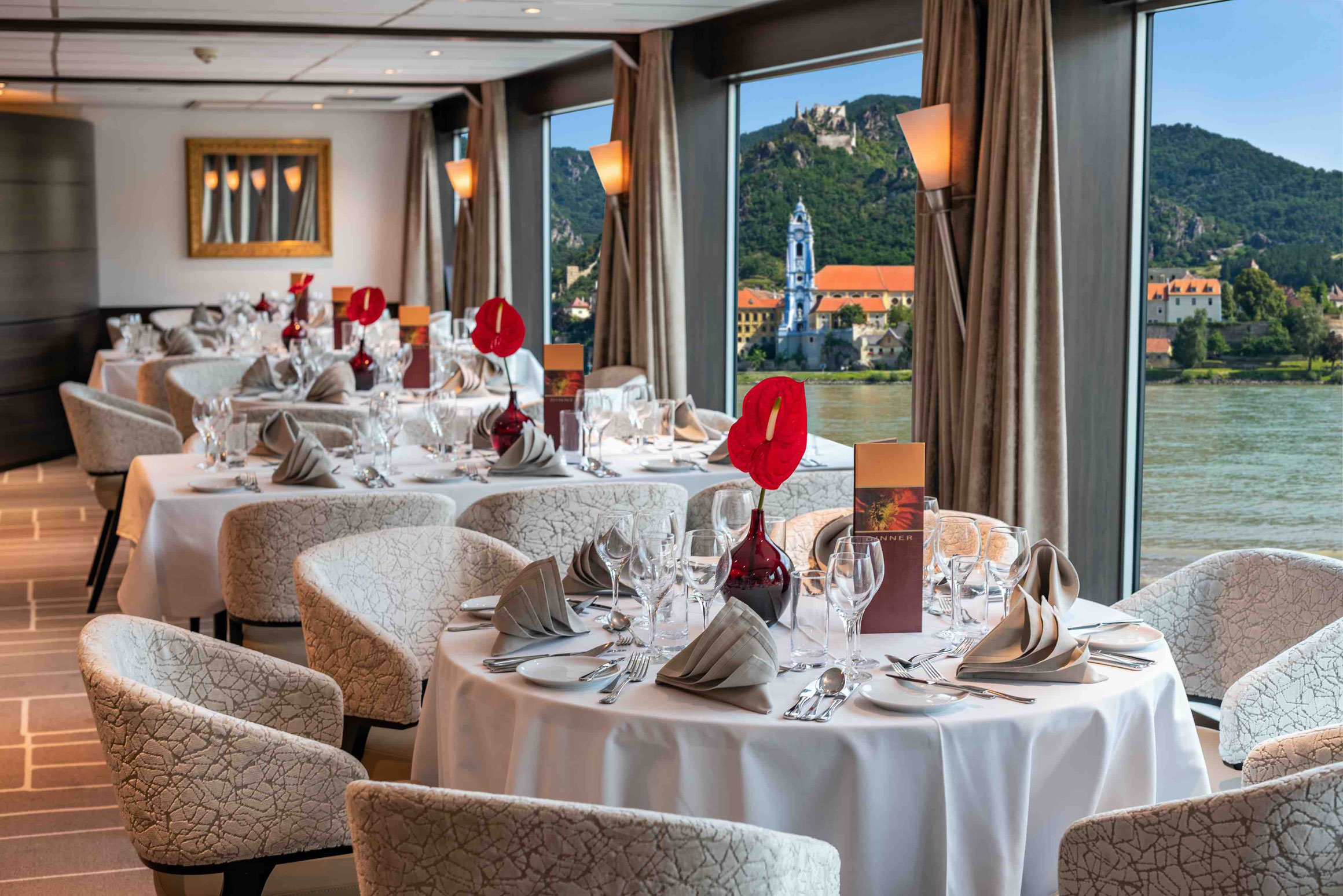 MS AMADEUS Brilliant Restaurant