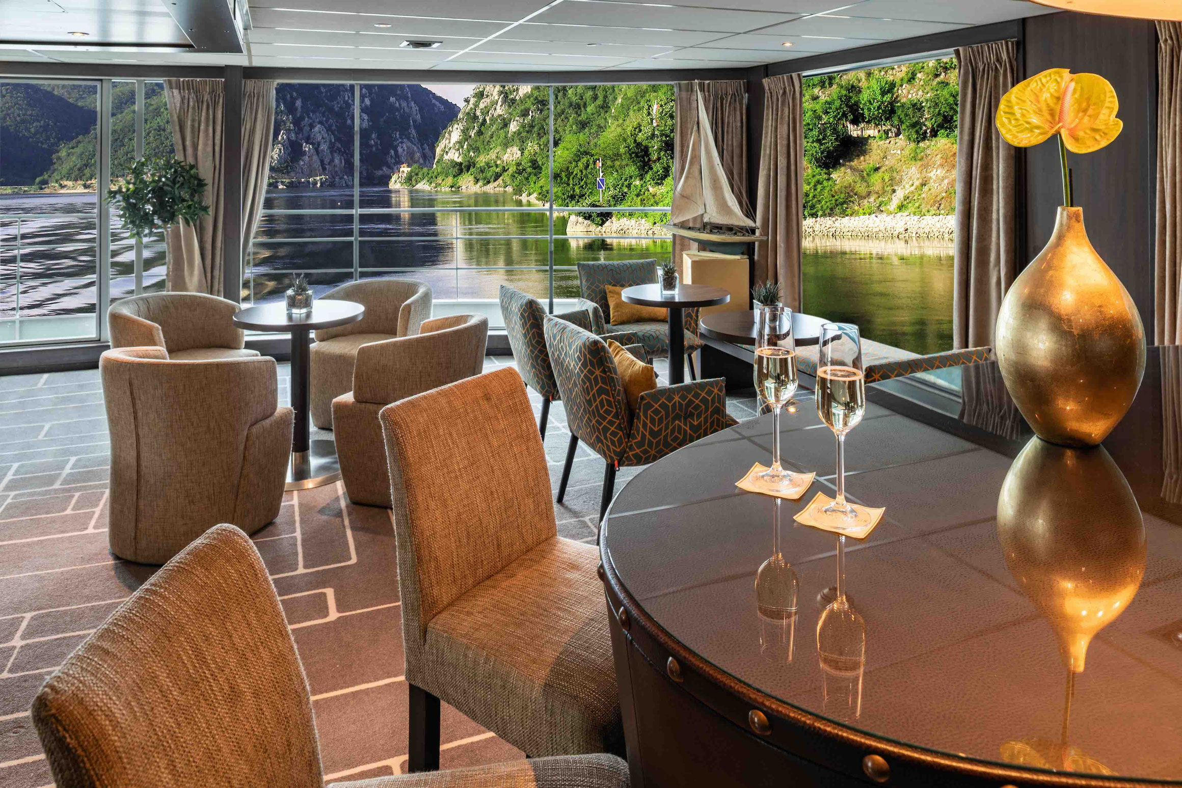 MS AMADEUS Brilliant Amadeus Club