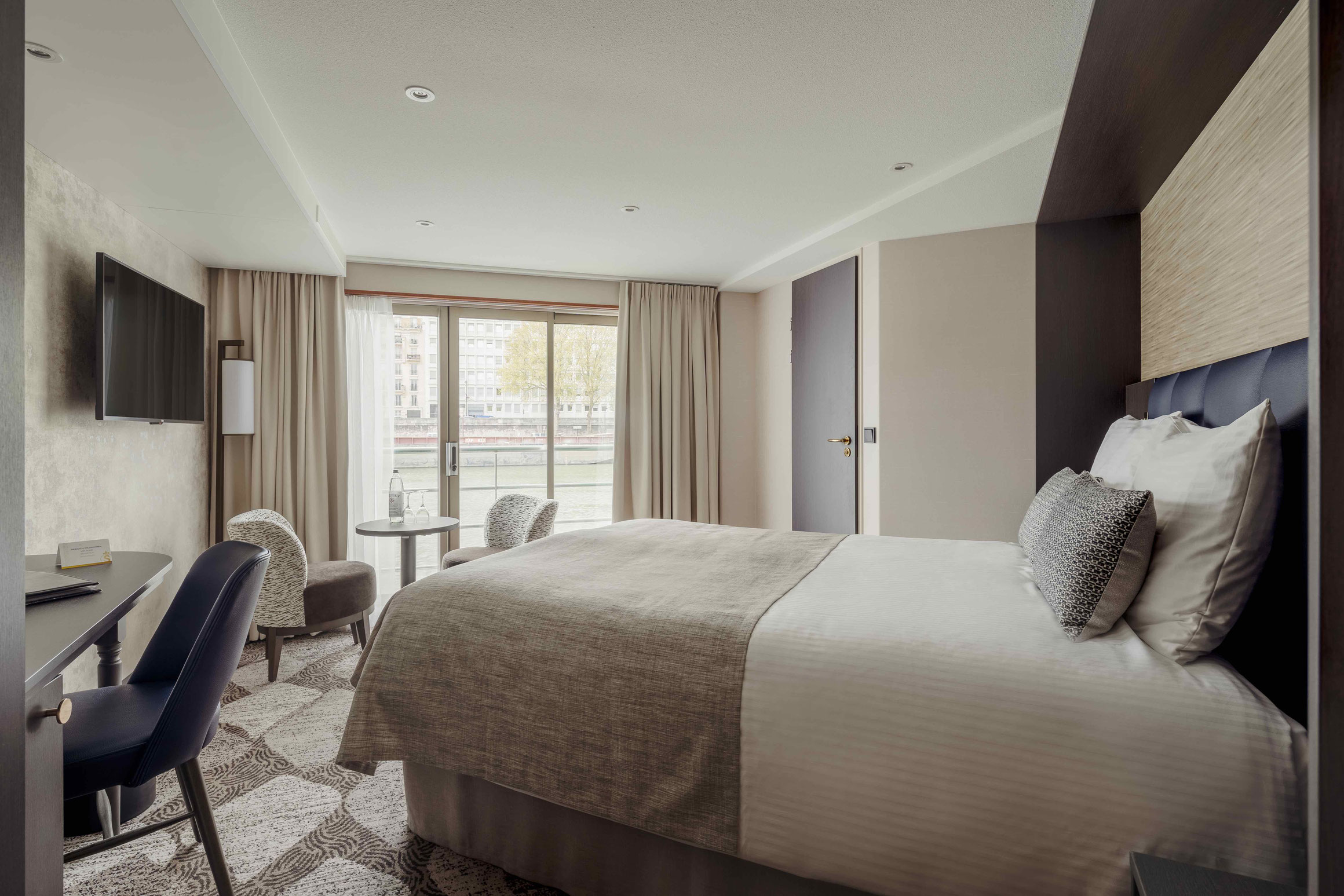 MS VIVA Gloria Junior Suite