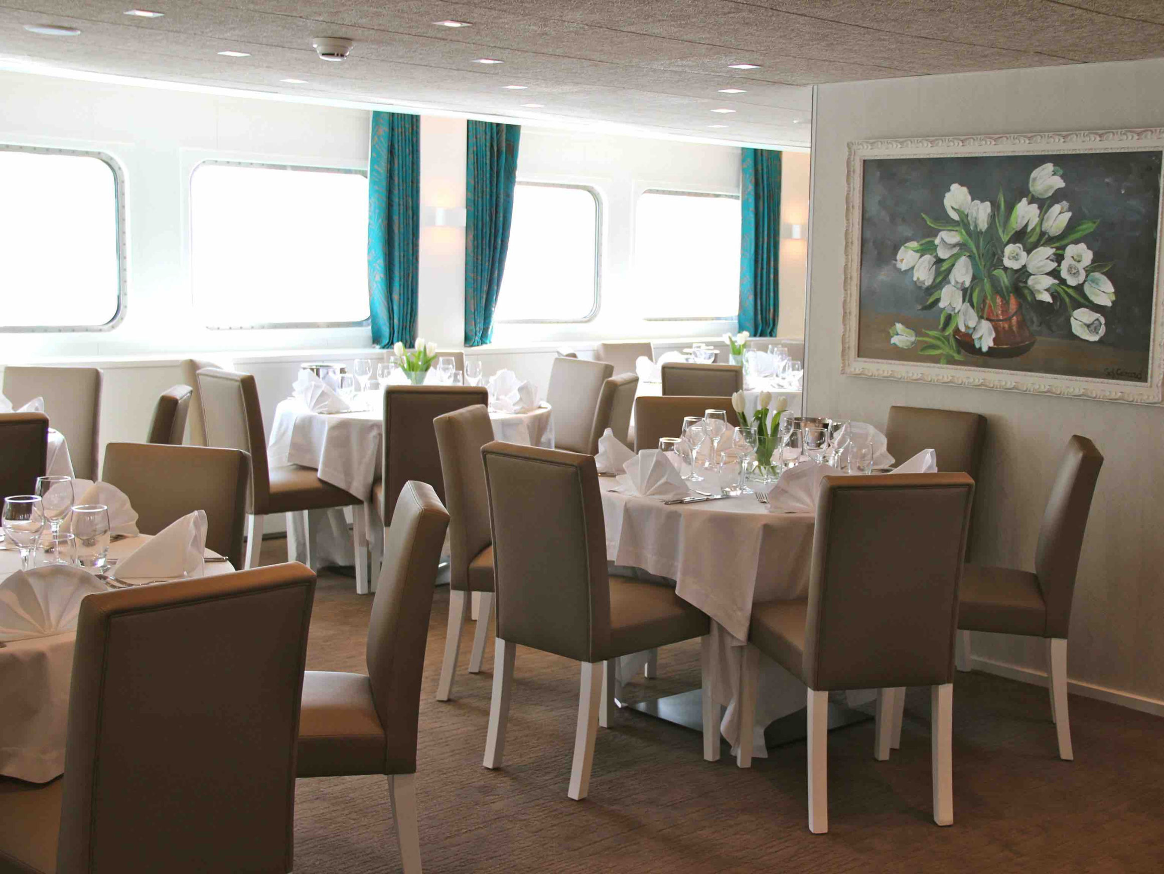 MS Gil Eanes Restaurant