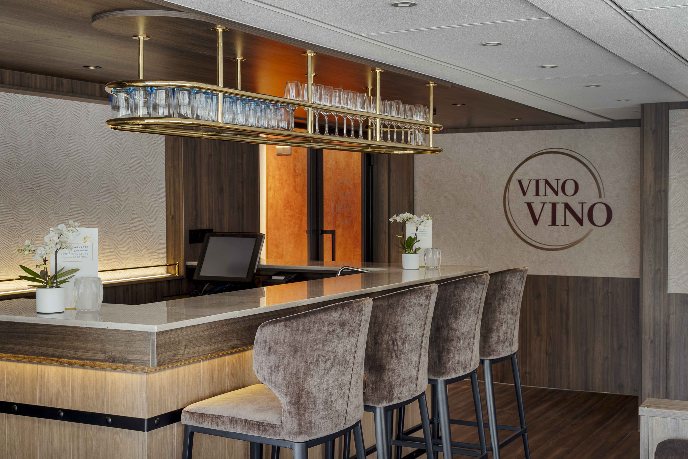 MS VIVA VOYAGE Vino Vino Weinbar