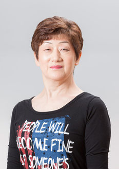 講師