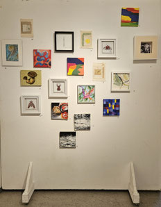 Sonderaktion in der Ausstellung ZEIT.LOS: Kunst im kleinen Format zum kleinen Preis, Foto: Anna Maria Letsch 