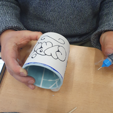 Atelier peinture sur céramique Pascale B.