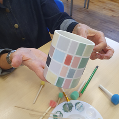 Atelier peinture sur céramique Pascale B.