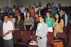 Celebración del Día del Administrador en la Uleam, invitados. Manta, Ecuador.