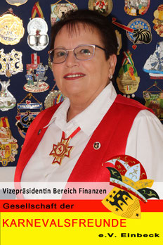 Uschi Kopper: Schatzmeisterin