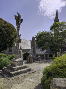 Bild: Église Saint Démet in Plozévet