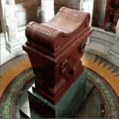 Tombeau de Napoléon en forme de Sarcophage