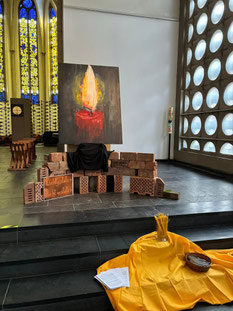 Die Installation am 1. Adventssonntag (Bild: Karmelgemeinde)