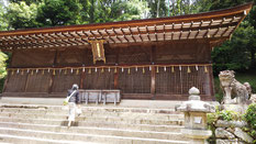宇治神社本殿(これが世界最古の ??)　　
