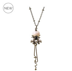 Romana ° The Dreamy Dancer ° Filigrane Strass Kette. Märchenhafte Kette mit Strass und Kristallschliffperlen in sanftem ° Pastel Rose ° Designed and Manufactured by Elfgard®