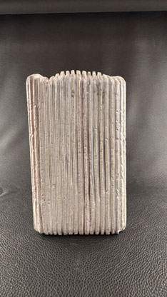 Wolfgang Wallner Wohnskulptur und Kraftobjekte, Betonvase