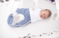 Baby im Puck-Schlafsack Air von Träumeland
