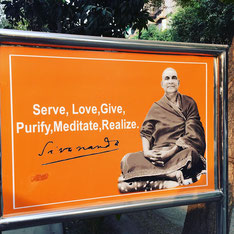 Sivananda先生の言葉　Serve,  Love, Give, Purify, Meditate, Realize