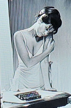 Claudia Cardinale 1938-2025. imagen de la pelicula 8 1/2.