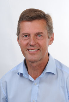 Das Bild zeigt den Übersetzer Gerhard Meier.
