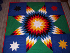 Starquilt: 2x2m große Sternendecke aus Baumwollstoff, Patchwork- oder auch Quiltarbeit genannt