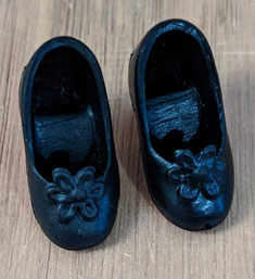 Black pumps made of soft rubber worn by many Logo Fleur dolls, also by Bermuda Fleur.