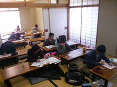 アクロス和室での授業