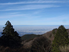 山頂広場（国見城址）から北摂方面の眺望