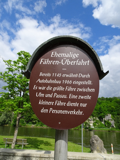 In der Nähe befindet sich dieses Schild