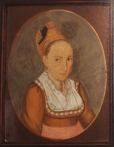 Goldhaubenfrau mit seidenem Gewand, 1823, Heimatmuseum Simbach am Inn