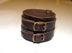 bracelet  homme en cuir marron, bracelet de force, fabriqué en France par artisan du cuir