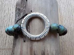 tuerkis-armband-edelstein-perlen