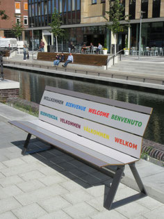  "Swing 01 HPL Seat" - bench made of HPL and steel without armrests - individual decor and color coating possible! Robust and color stable.