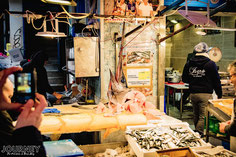 Ein zerlegter Schwertfisch auf dem Markt.