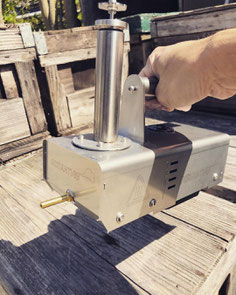 シュウ酸気化器　ミツバチヘギイタダニ　INSTANTVap　インスタントバップ　シュウ酸ヴェポライザー　ダニ対策　養蜂ダニ対策　みつばちダニ対策