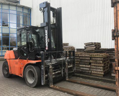 carretilla elevadora grande Doosan D90S