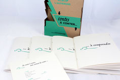 coffret "Contes à conter..." en carton sérigraphié contenant 4 livrets de contes illustrés
