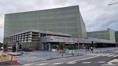 ... Palacio de Congresos y Auditorio.