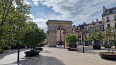 Porte Guillaume am Place Darcy.