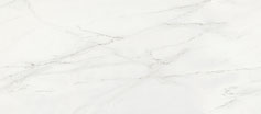 Dekton Rem, évoquant la subtilité de la pierre naturelle. Ses veines fines et délicates sur un fond blanc cassé créent une atmosphère élégante et intemporelle